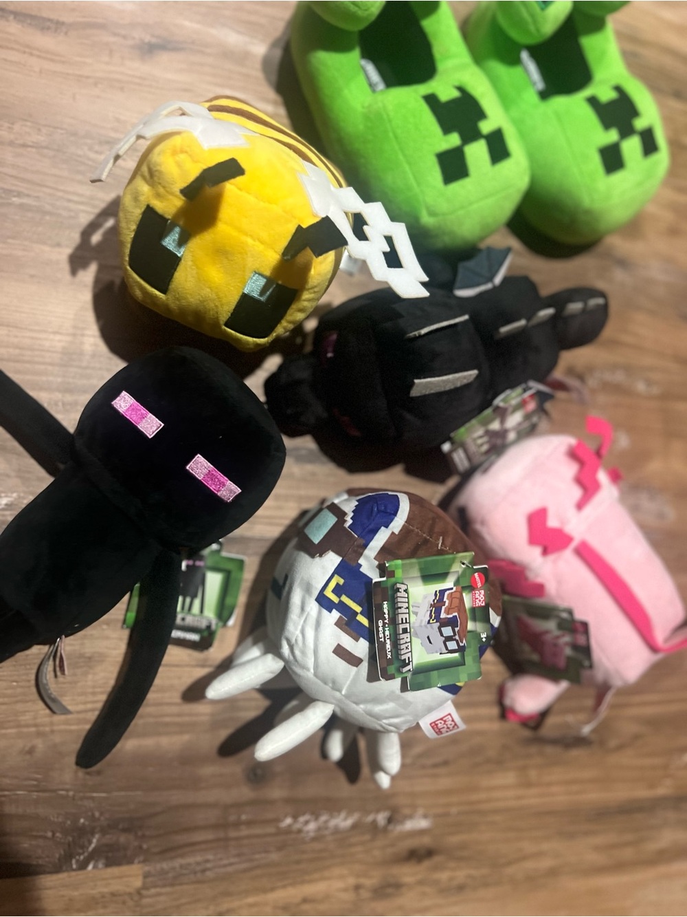 NWT Minecraft plush bundle! Assorted incl. creeper slippers sz 11-12/preschool